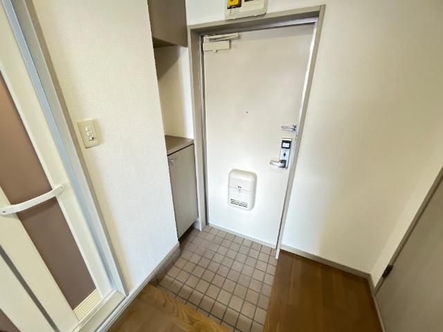 URBANの玄関写真