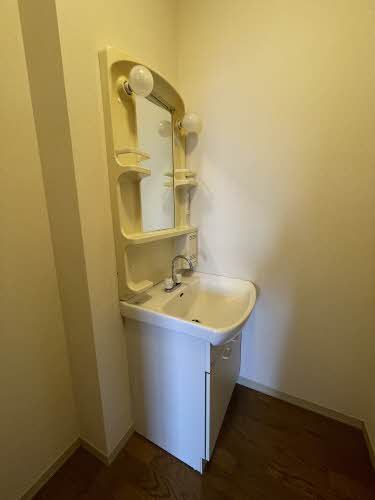 洗面設備　洗面化粧台