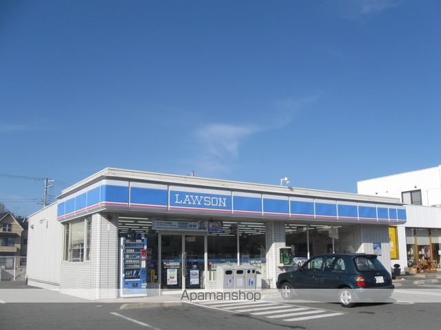 コンビニ　ローソン（コンビニ）まで941m