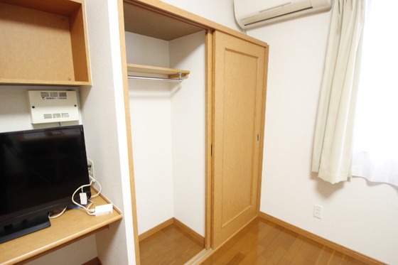 収納　※別号室の写真です