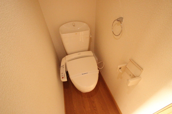 トイレ　※別部屋の写真です