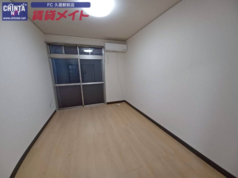 居室・リビング　同型タイプの写真です