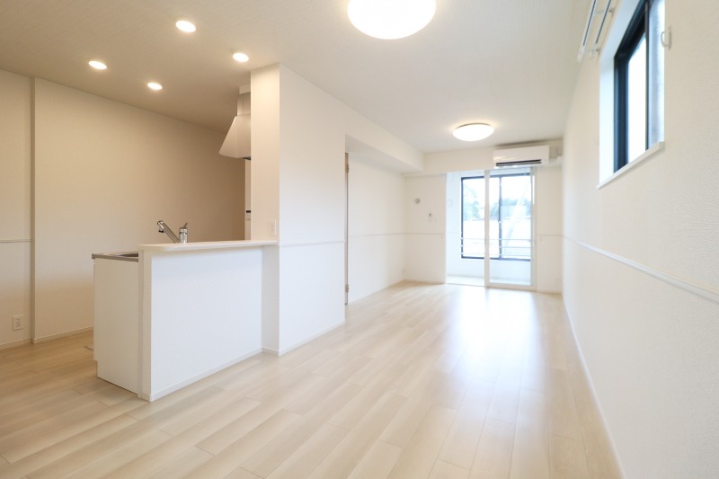 居室・リビング　図面と現状に相違がある場合には現状を優先