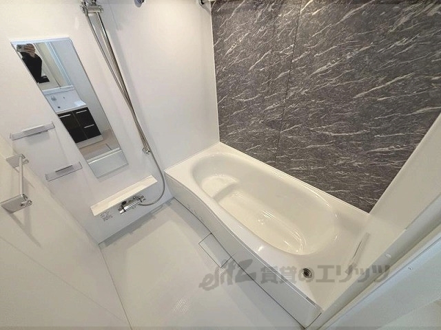 その他設備　給湯器リモコン