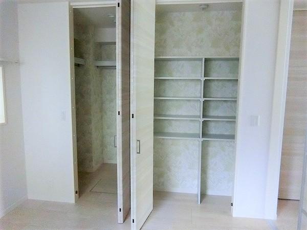 収納　ウォークインクローゼット！