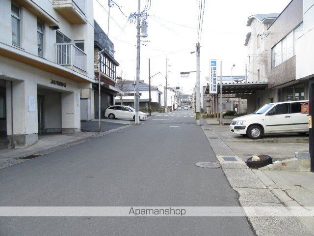 銀行　長野信用金庫 大門町支店（銀行）まで240m
