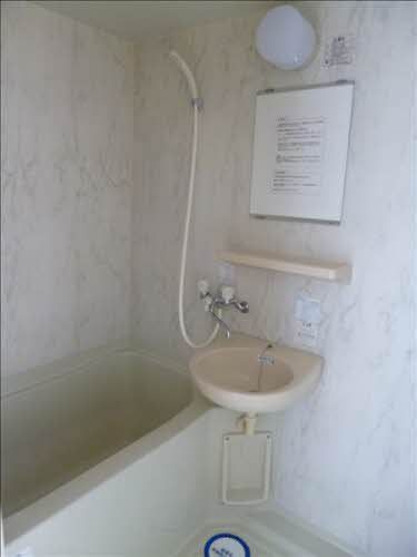 バス・シャワールーム　バスルーム