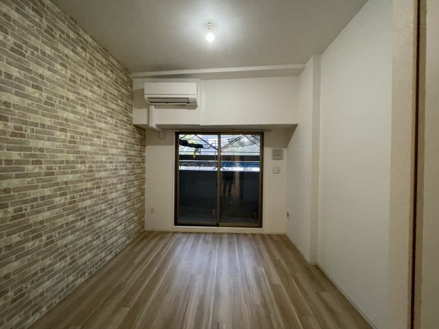 居室・リビング　写真は同マンションの別のお部屋のものです