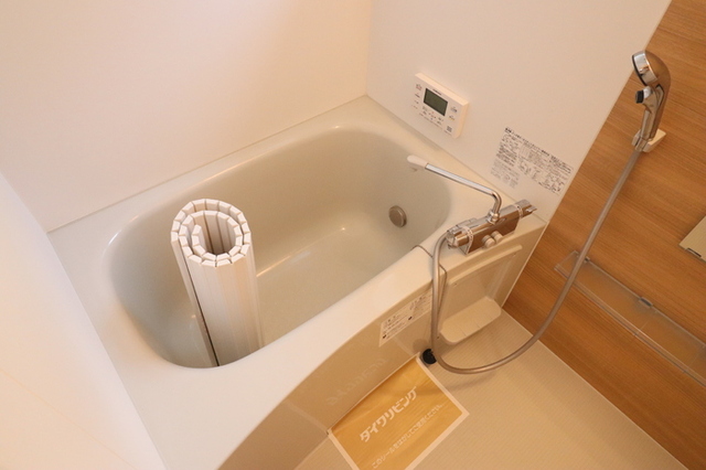 バス・シャワールーム　一坪風呂