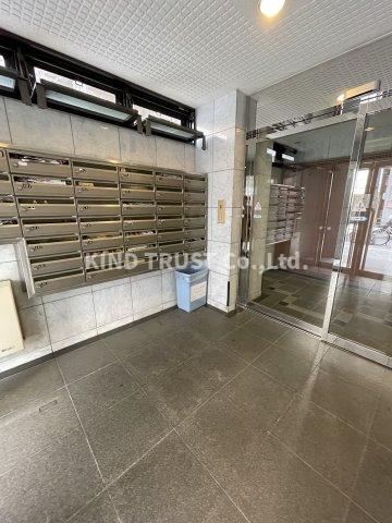 エントランス　清潔なエントランスです