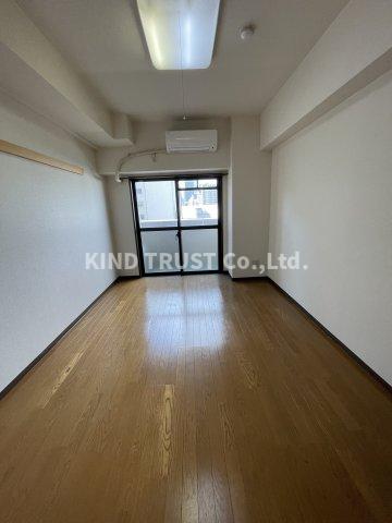 居室・リビング　ゆったりとした居間です