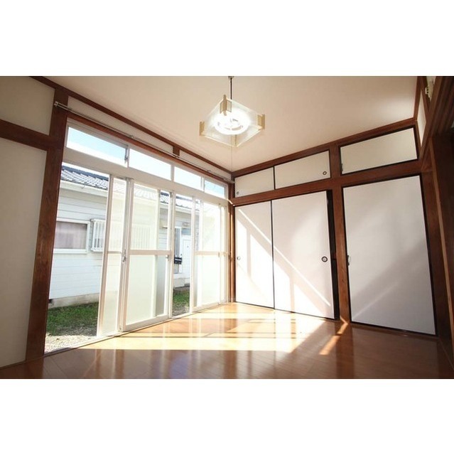 居室・リビング　内装は全て２０２１年撮影