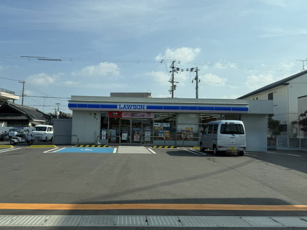 コンビニ　ローソン 和歌山西小二里店様（コンビニ）まで138m