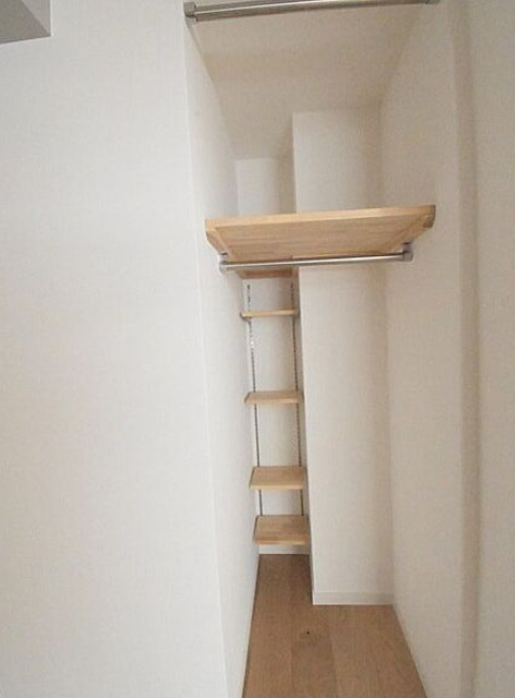 収納　※別部屋の参考写真です。