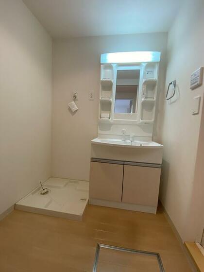 洗面設備　他のお部屋のお写真です。