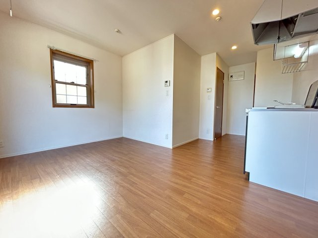 居室・リビング　※別部屋の写真になります。