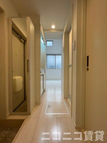 玄関　別号室イメージの為、現状を優先致します。