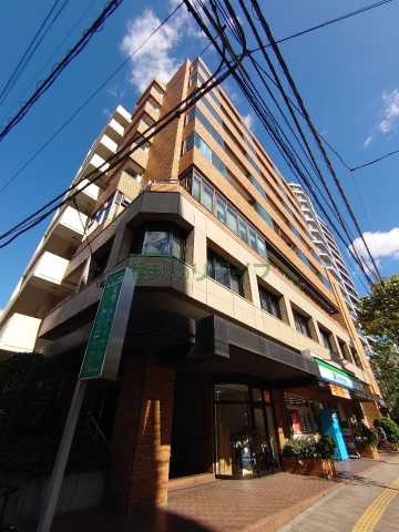 建物外観　プレム・プラーナの外観