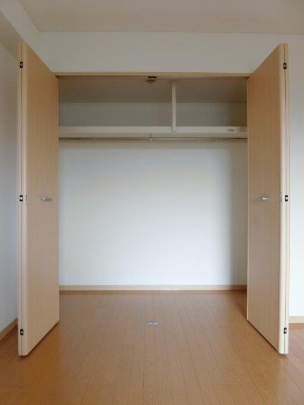 収納　図面と現状に相違がある場合には現状を優先