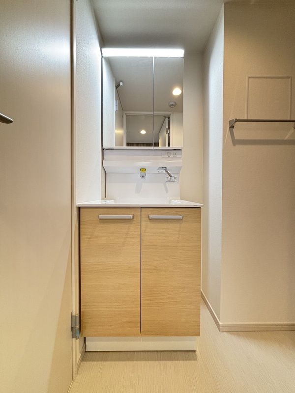 洗面設備　同メーカー施工イメージ