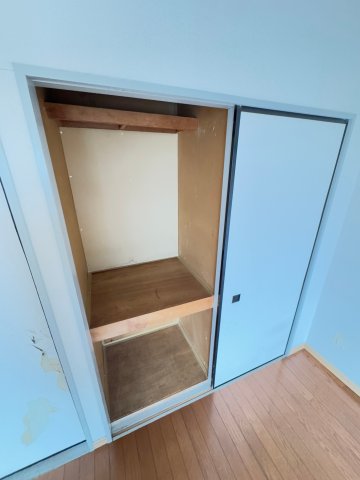 収納　洋室(2)☆