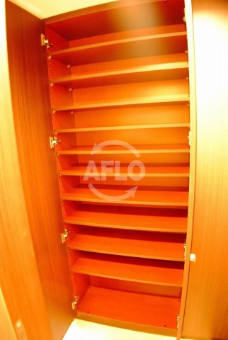 玄関　プレジオ南堀江　シューズボックス