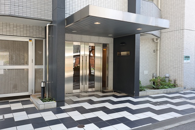 エントランス　エントランス