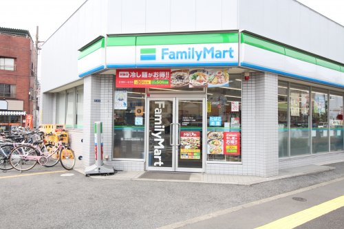 コンビニ　ファミリーマート　十条仲原三丁目店（コンビニ）まで443m