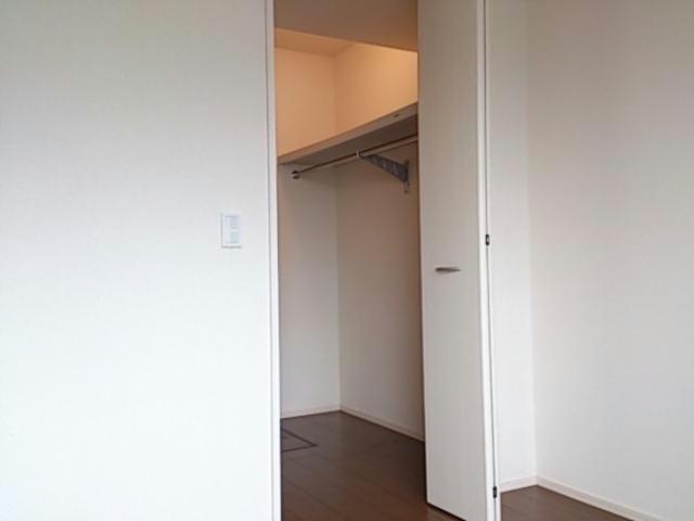 収納　レヴェール　B