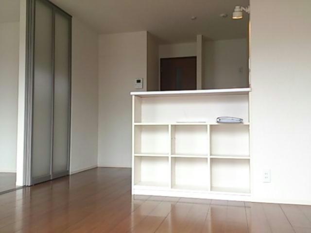 居室・リビング　レヴェール　B