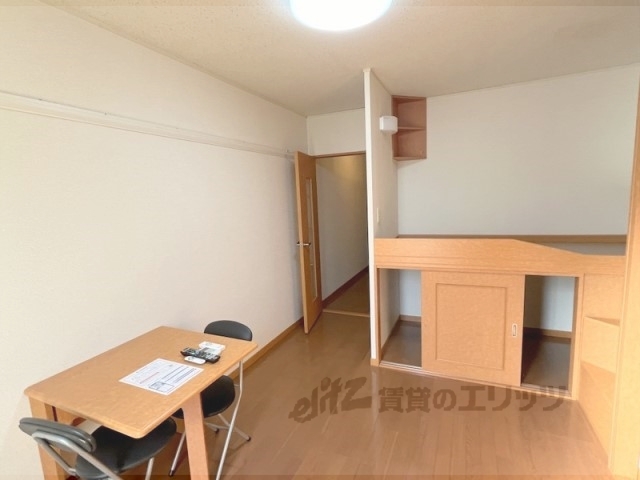 居室・リビング　洋室