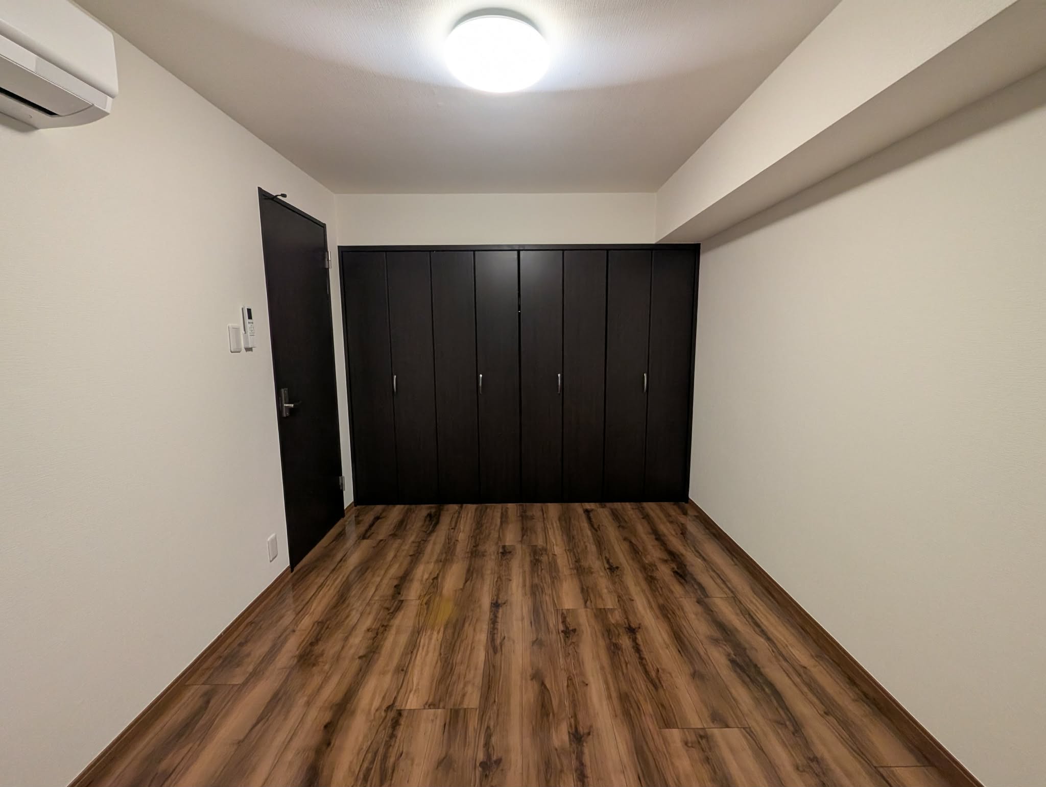 収納　■クローゼット