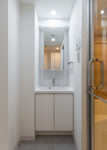 バス・シャワールーム　※同タイプ参考写真です（カラータイプが異なる場合がございます