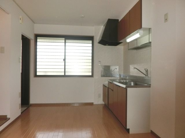 その他部屋・スペース　こちらがダイニングスペースです