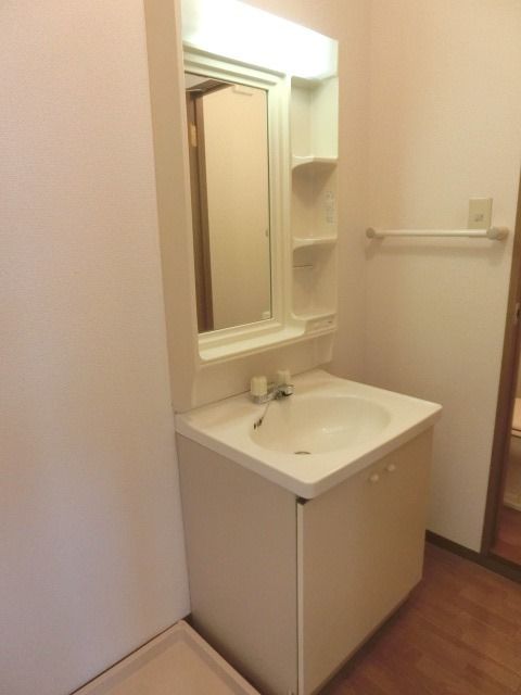 洗面設備　うれしい独立洗面台