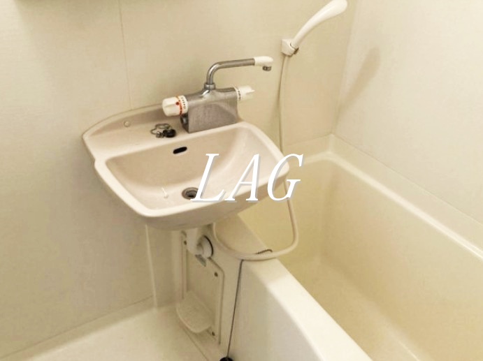 バス・シャワールーム　お風呂です。