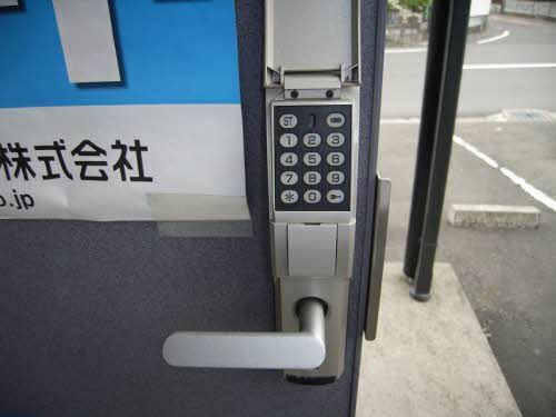 玄関　デジタルキー