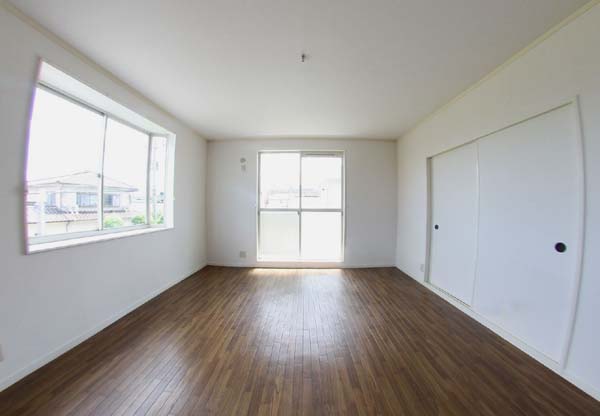 居室・リビング　ゆったり過ごせる居間です