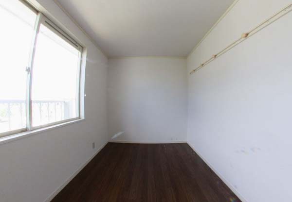 居室・リビング　個人の部屋や寝室として使える洋室です