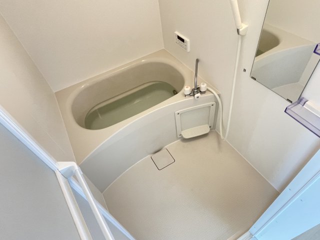 バス・シャワールーム　※同タイプのサンプル写真です。