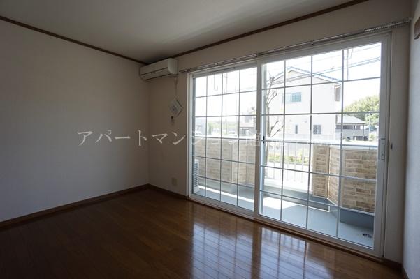 居室・リビング　※写真は全て101号室を使用してます(同間取り反転)