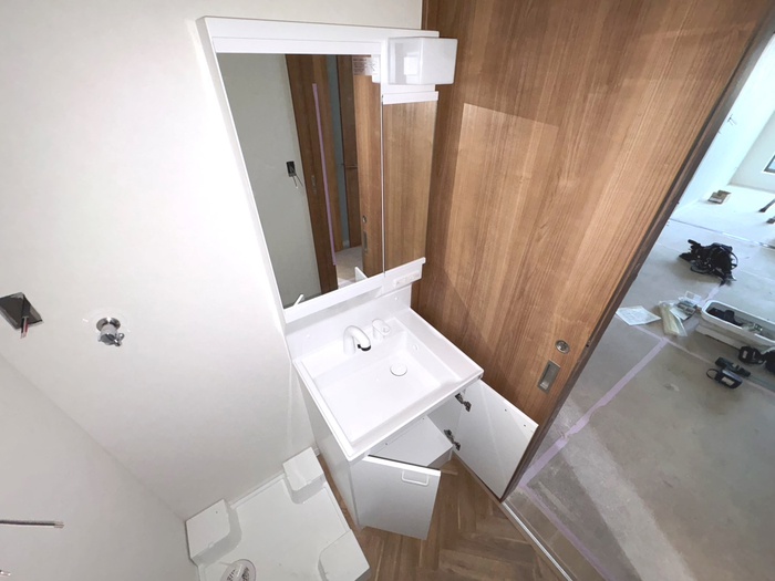 建物外観　建築中