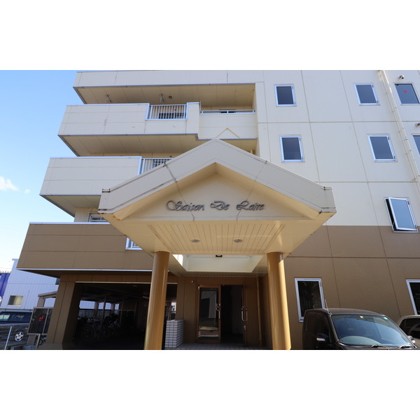 エントランス　正面玄関