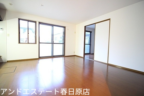 居室・リビング　※同物件別部屋参考　現況優先