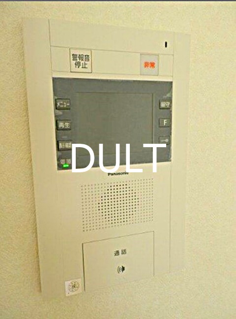 セキュリティ　モニター付きインターホンです。