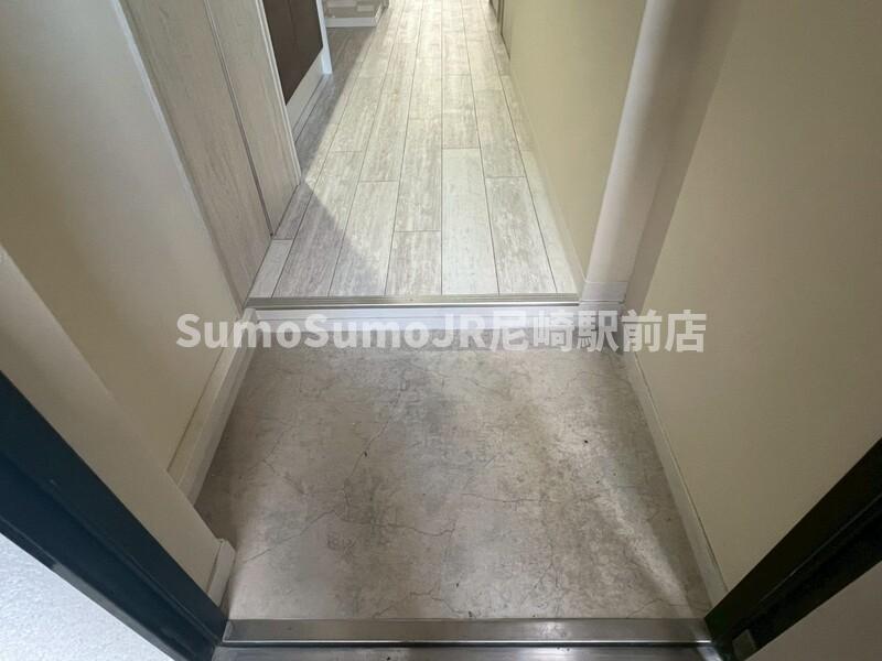 玄関　明るい玄関です