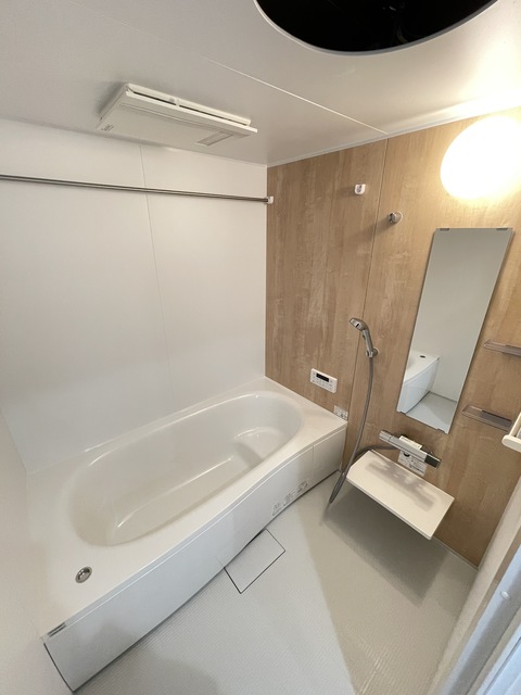 バス・シャワールーム