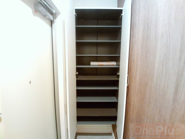 収納　シューズボックス