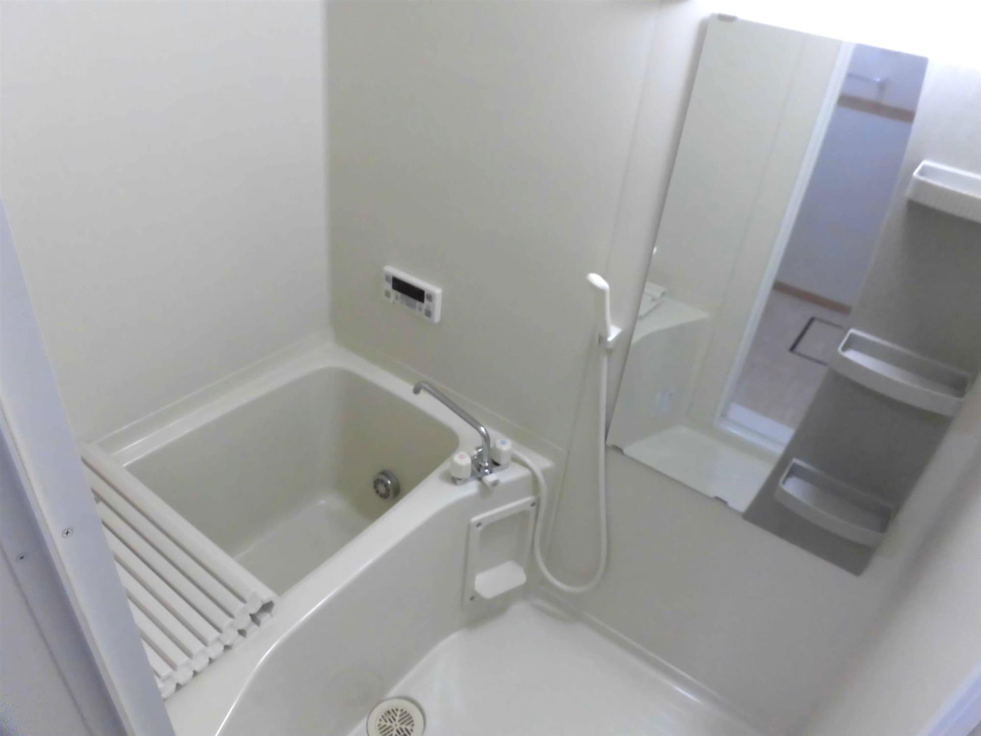 バス・シャワールーム　浴室