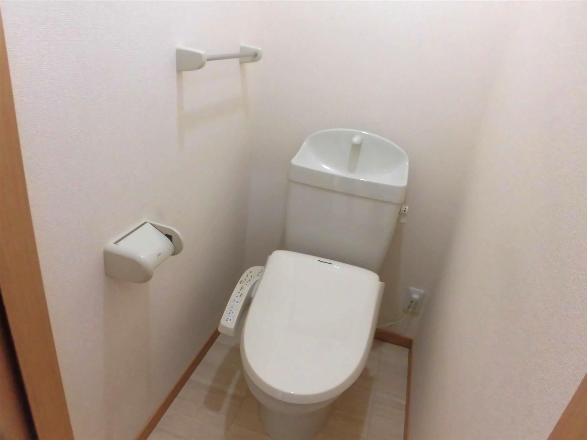 トイレ　トイレ